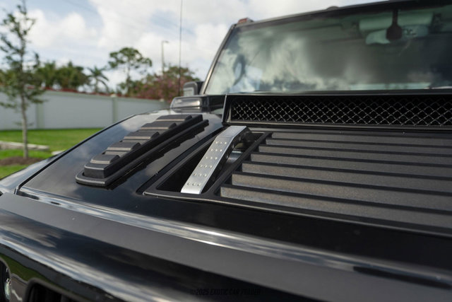 Used 2004 HUMMER H2 w/ Preferred Equipment Group image 84