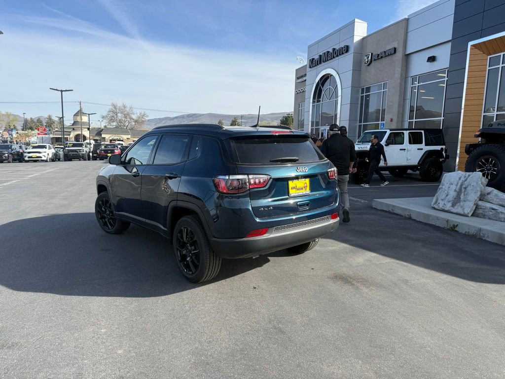 New 2026 Jeep Compass Latitude image 2