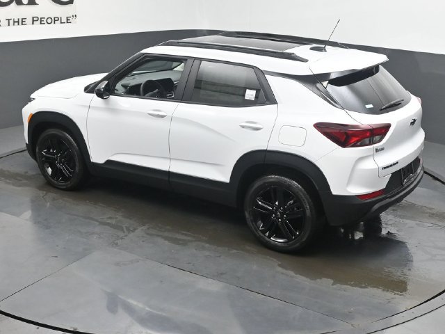 New 2026 Chevrolet TrailBlazer LT w/ Convenience Package FWD image 20