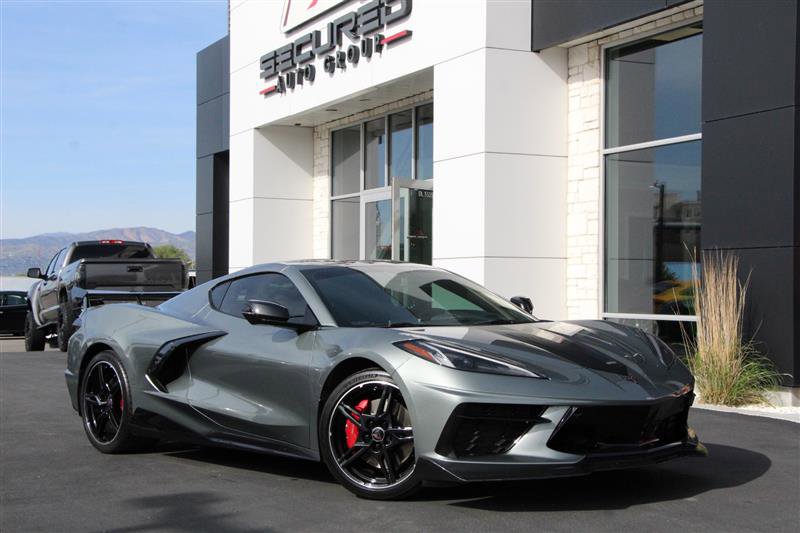 Used 2023 Chevrolet Corvette Stingray Preferred Cpe w/ Z51 Performance Package RWD image 2