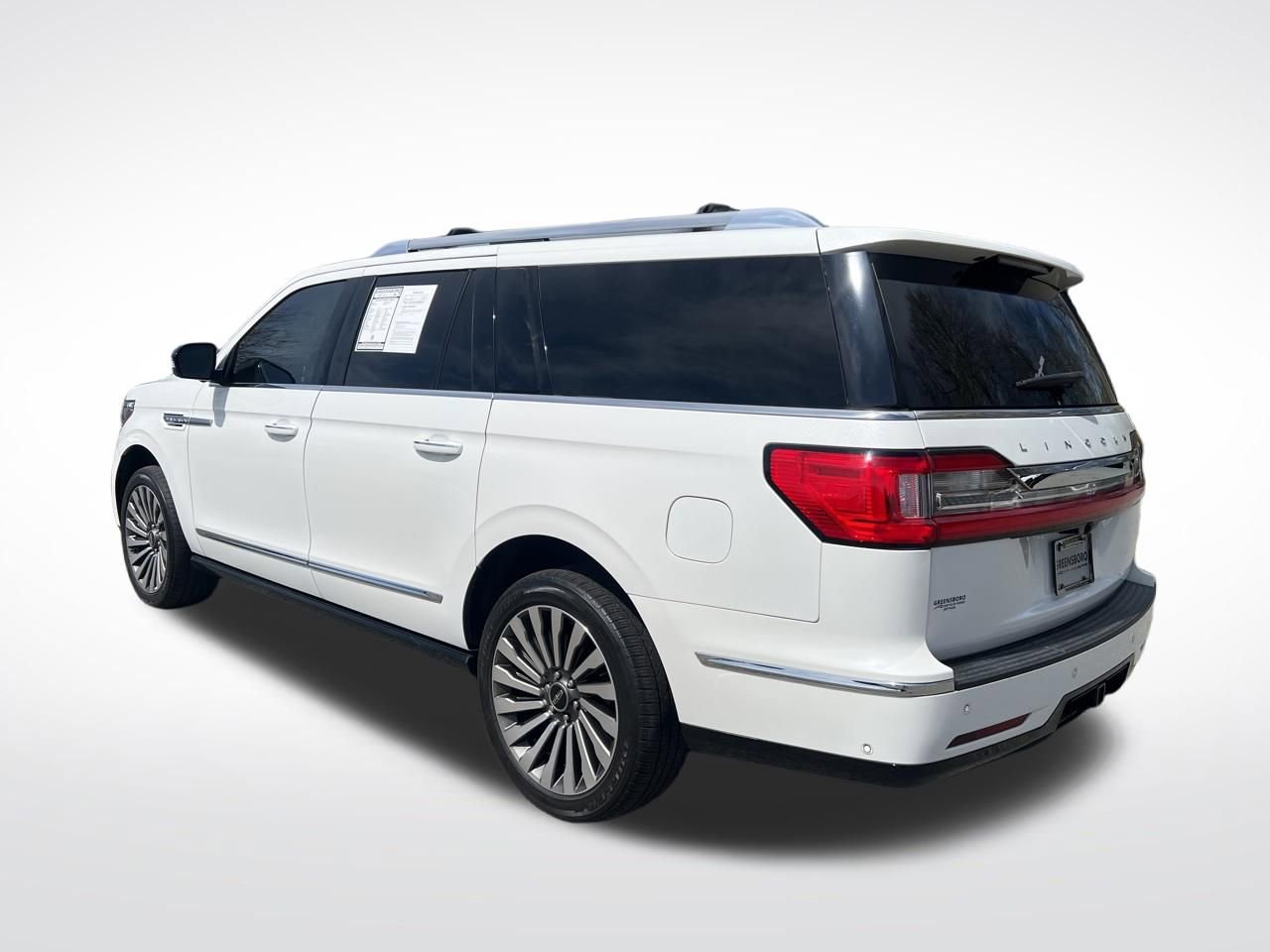 Used 2020 Lincoln Navigator L Reserve w/ Luxury Package image 3