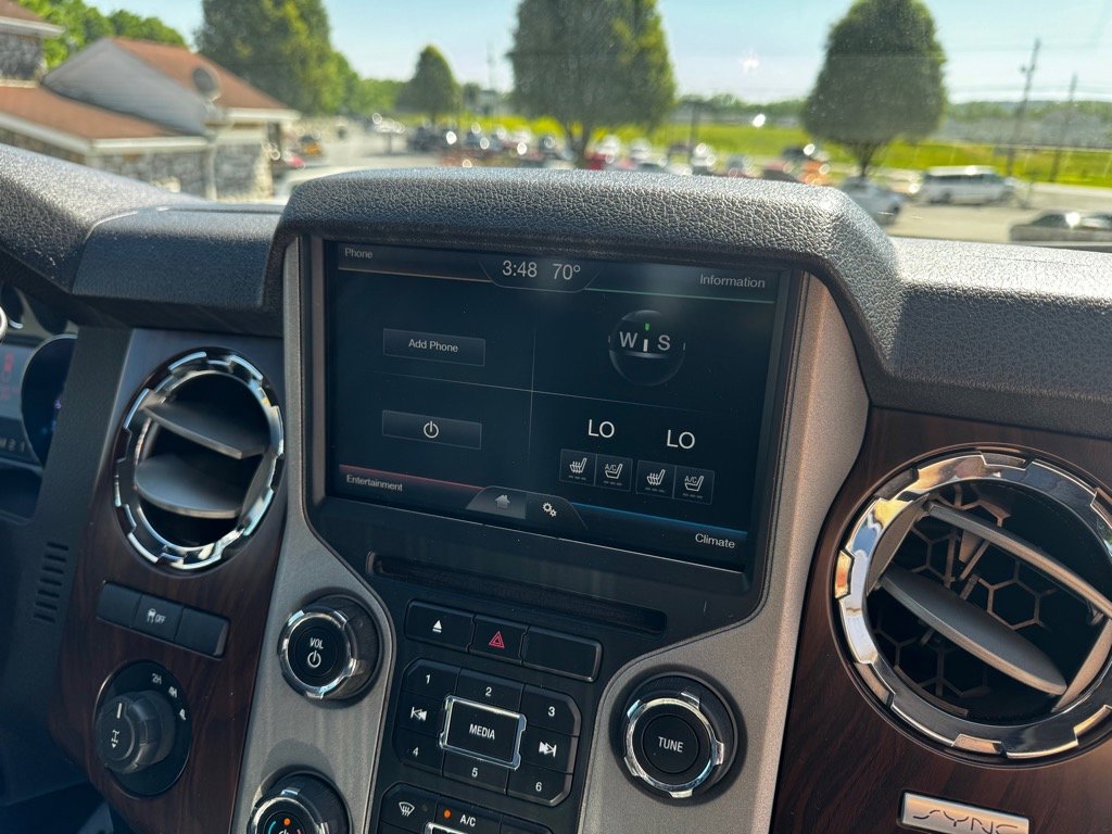 Used 2016 Ford F250 Lariat w/ Chrome Package image 36
