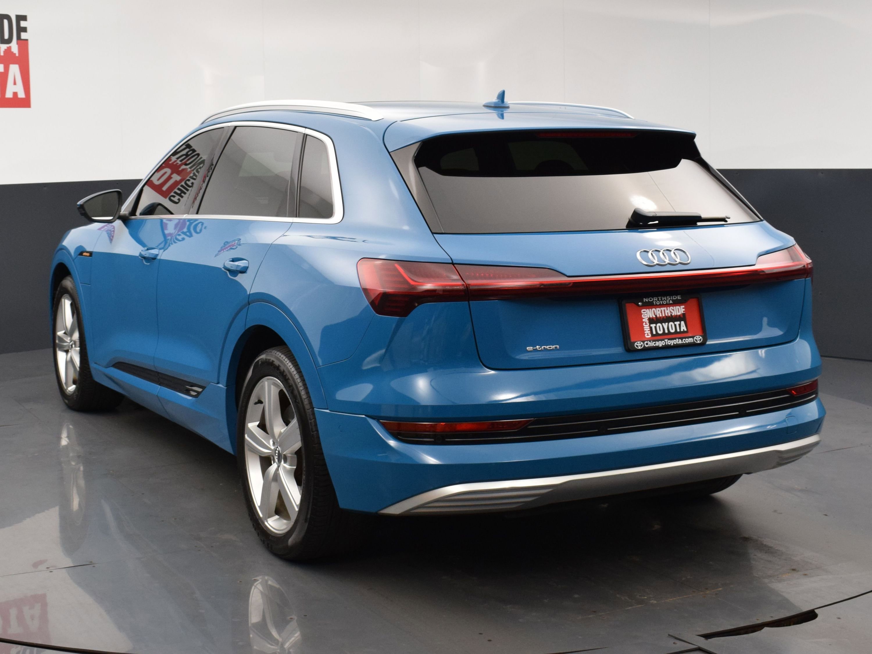 Used 2019 Audi e-tron Premium Plus AWD/4WD image 3