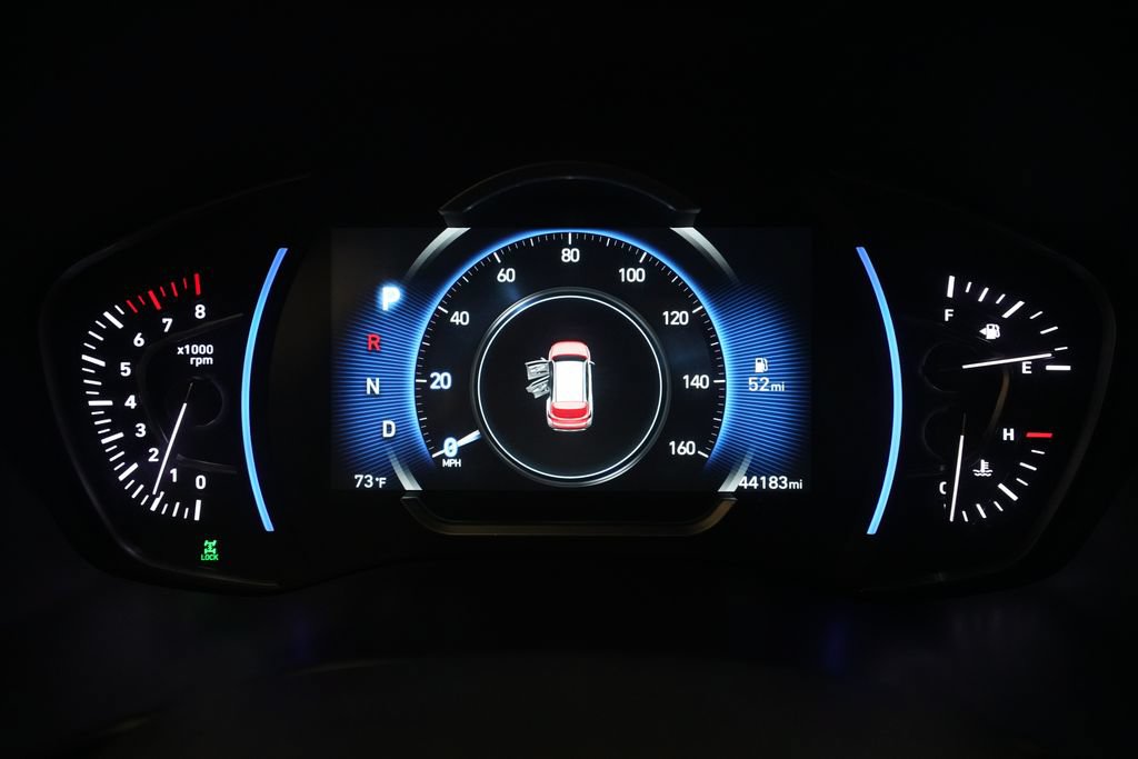 Used 2020 Hyundai Santa Fe Limited AWD/4WD image 2