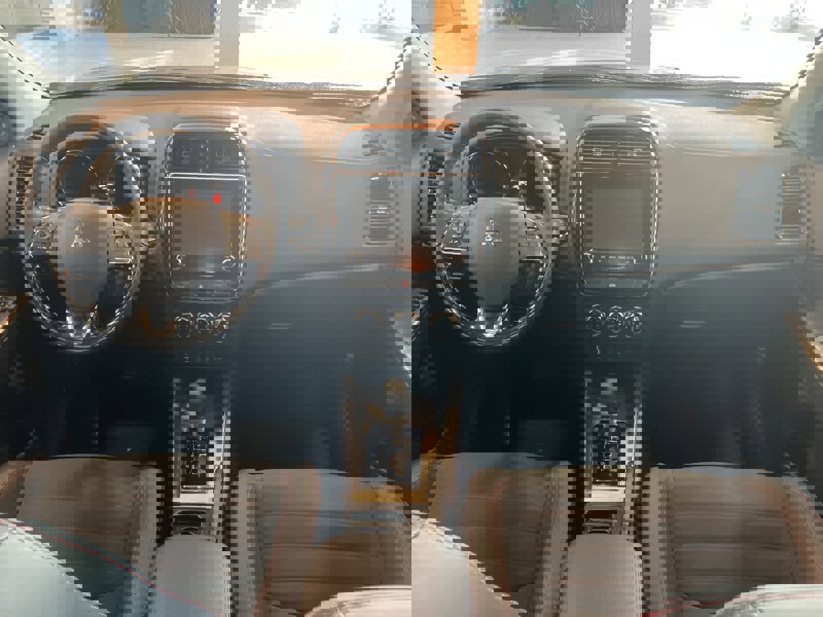 Used 2025 Mitsubishi Outlander Sport SE image 22