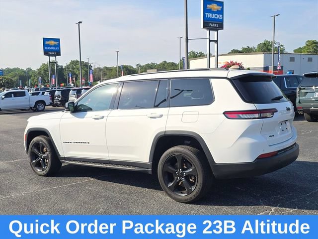 Used 2023 Jeep Grand Cherokee L Laredo AWD/4WD image 9