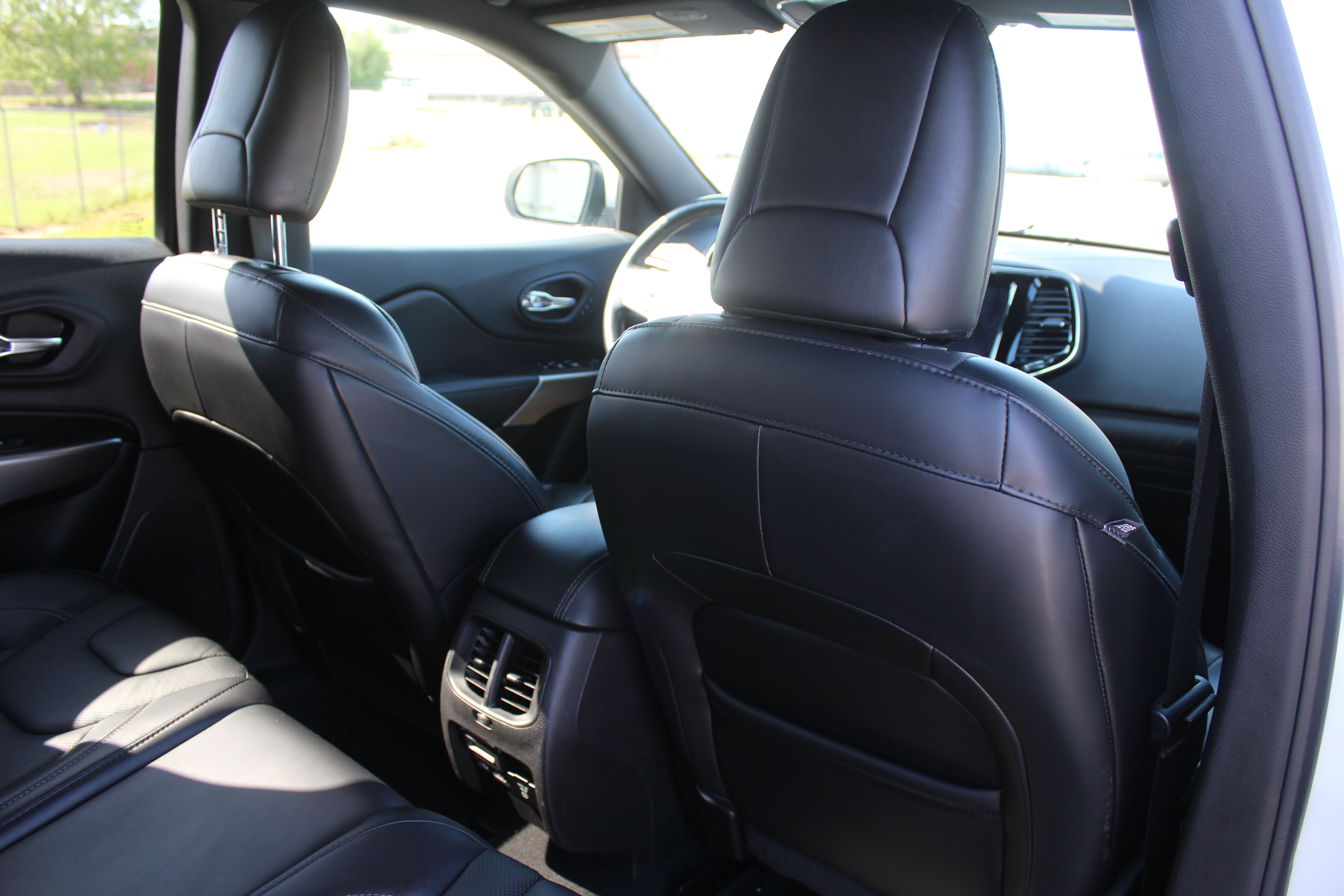 Used 2019 Jeep Cherokee High Altitude image 42