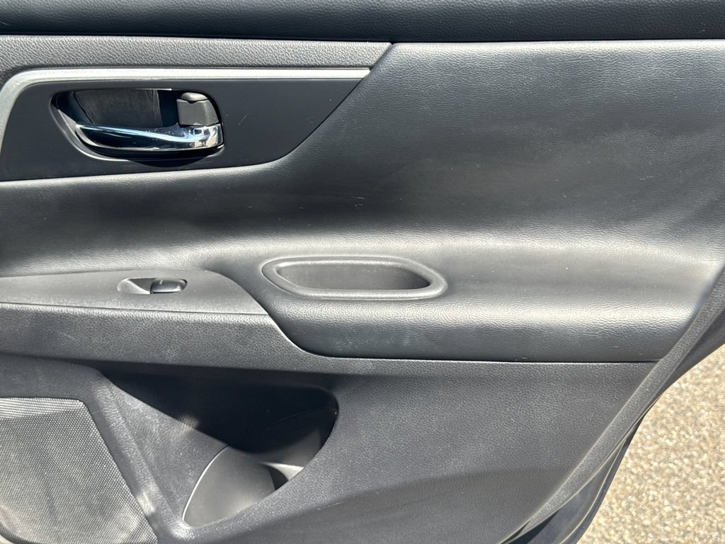 Used 2017 Nissan Altima 2.5 SV FWD image 18