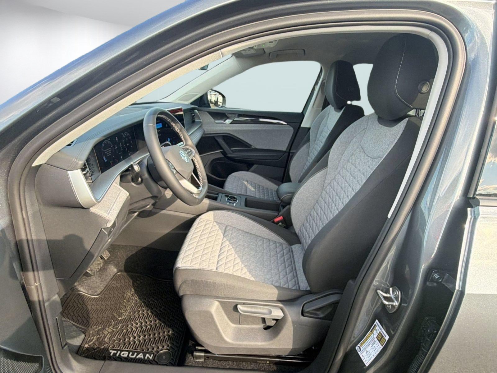 Certified 2026 Volkswagen Tiguan S FWD image 5