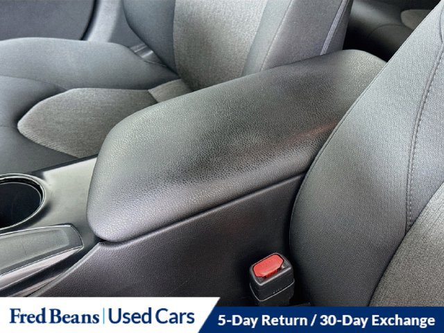 Used 2020 Toyota Camry LE FWD image 36
