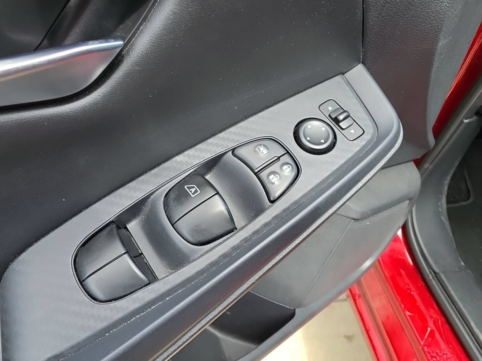 Used 2020 Nissan Sentra SV w/ Trunk Package FWD image 13