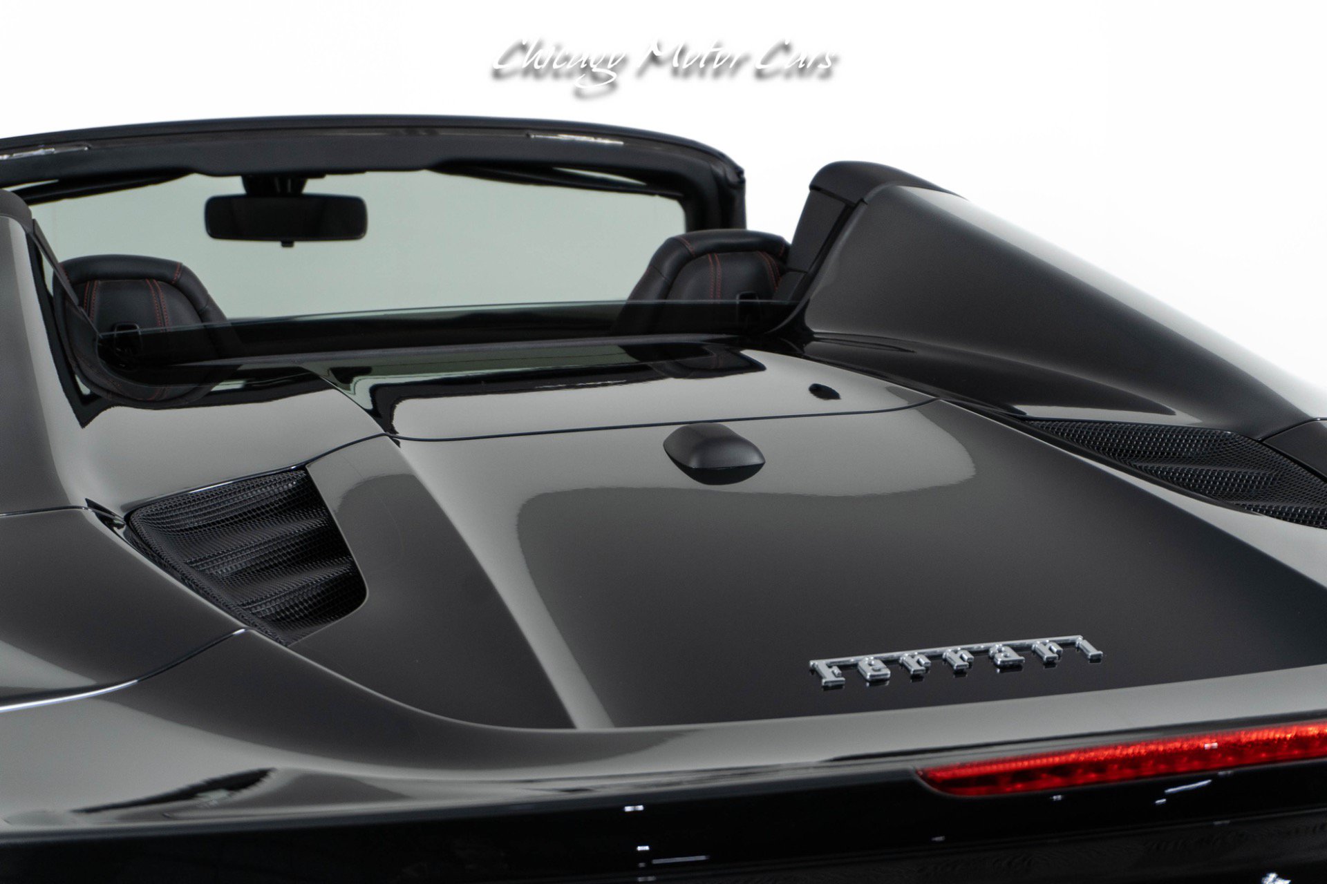 Used 2018 Ferrari 488 Spider RWD image 12