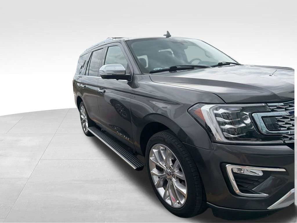 Used 2018 Ford Expedition Platinum image 3