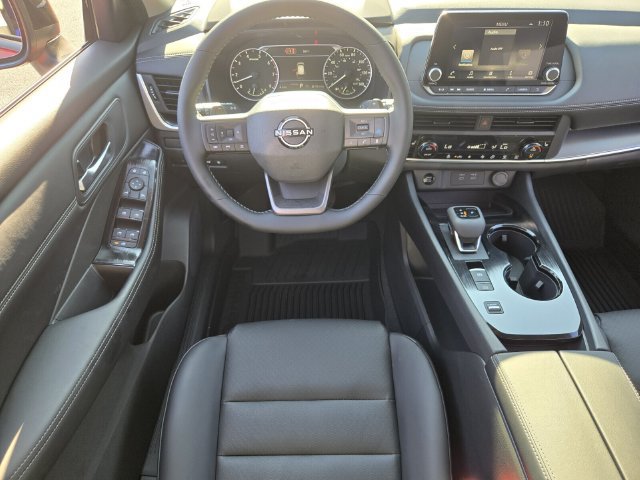 New 2026 Nissan Rogue Dark Armor FWD image 10