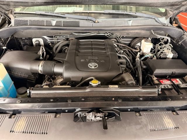 Used 2014 Toyota Tundra SR5 AWD/4WD image 28