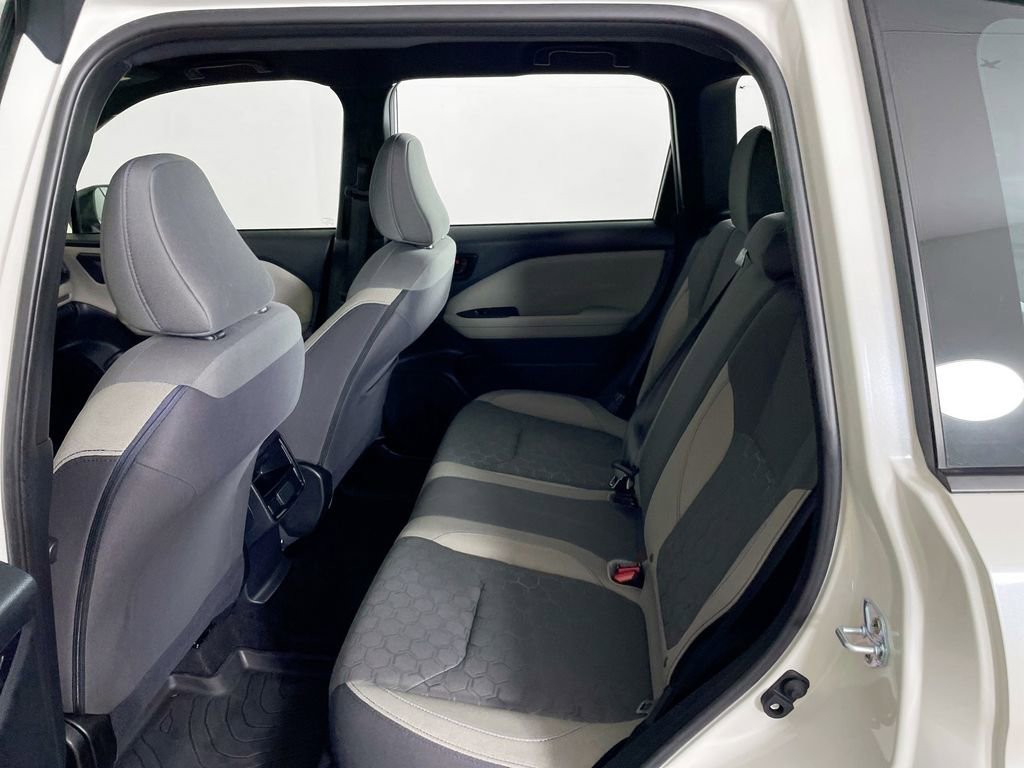 Used 2025 Subaru Forester image 24