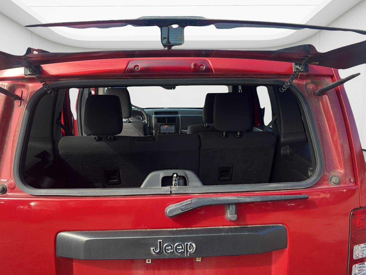 Used 2009 Jeep Liberty Rocky Mountain AWD/4WD image 27
