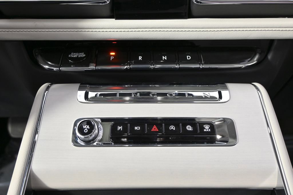 New 2026 Lincoln Aviator Reserve AWD/4WD image 31