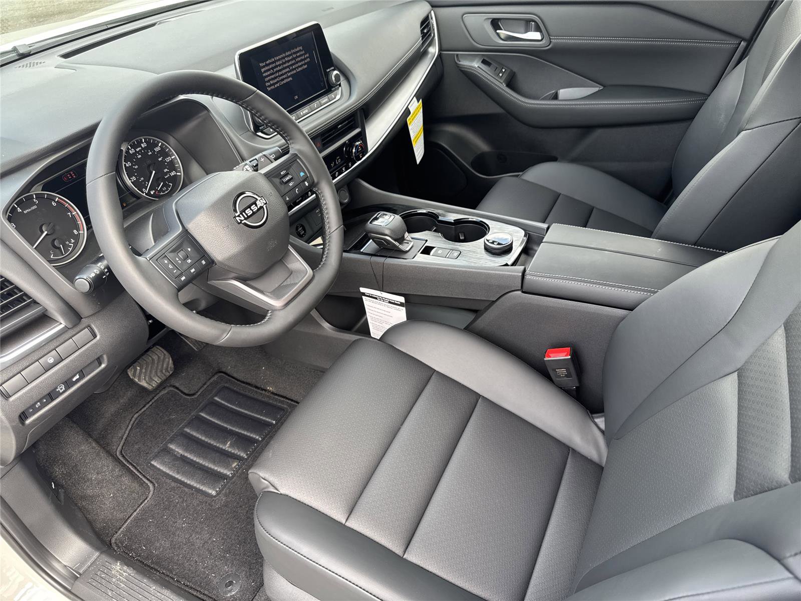 New 2026 Nissan Rogue SV AWD/4WD image 12