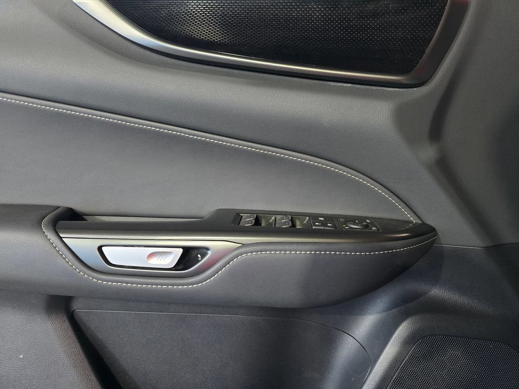 Used 2025 Lexus NX 250 FWD image 12