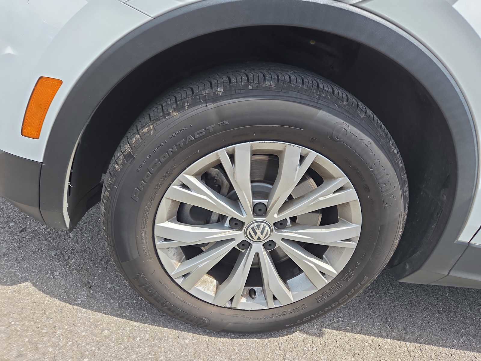 Used 2018 Volkswagen Tiguan SE AWD/4WD image 7