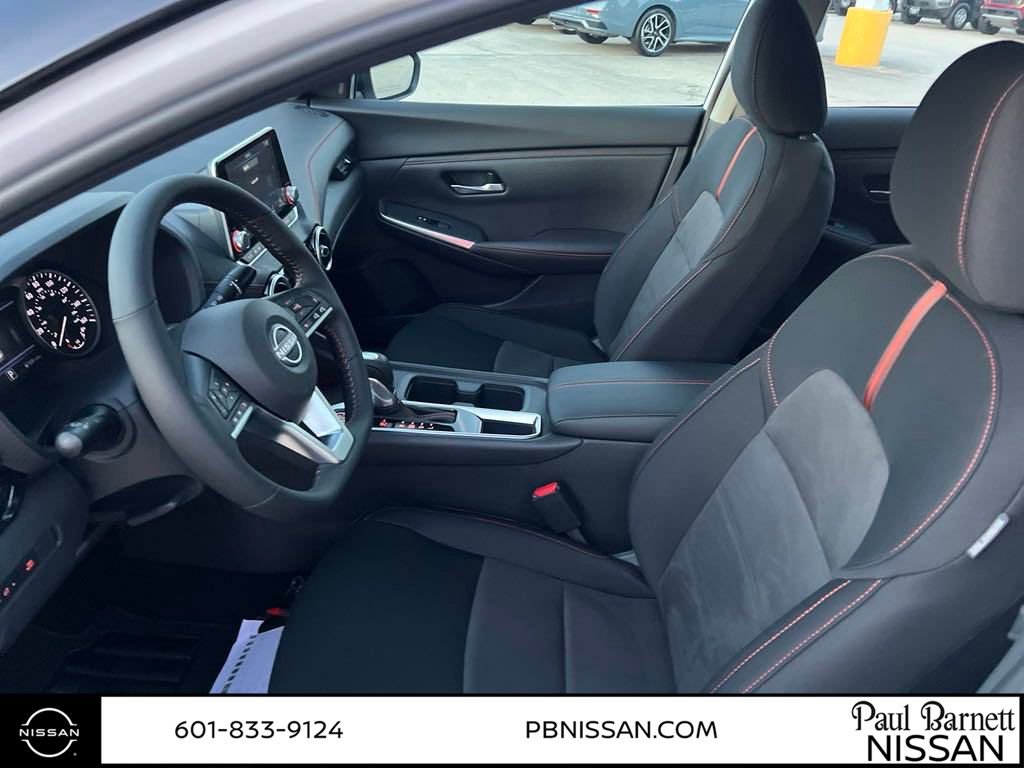 New 2025 Nissan Sentra SR image 18