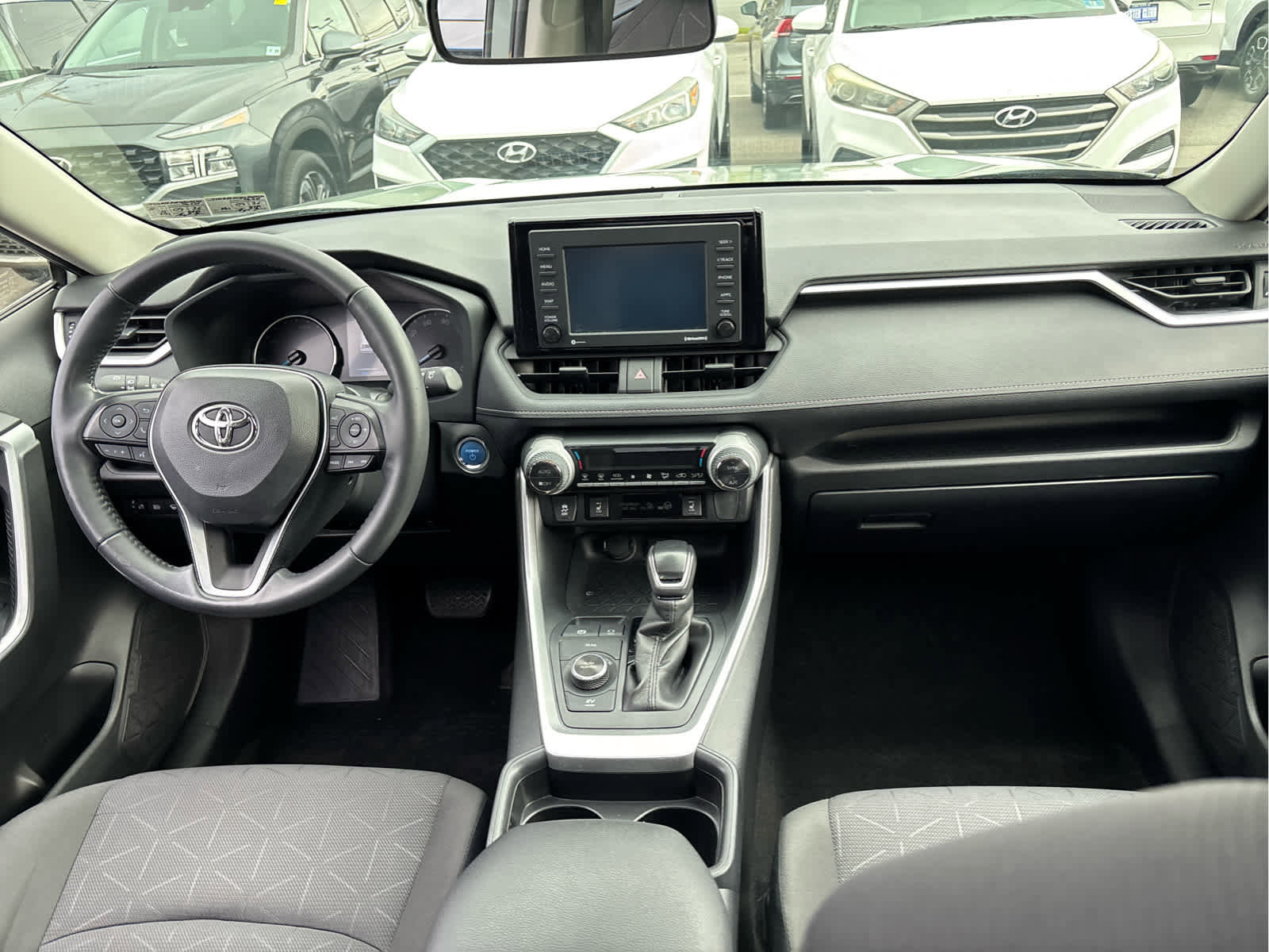 Used 2021 Toyota RAV4 XLE w/ Convenience Package image 27