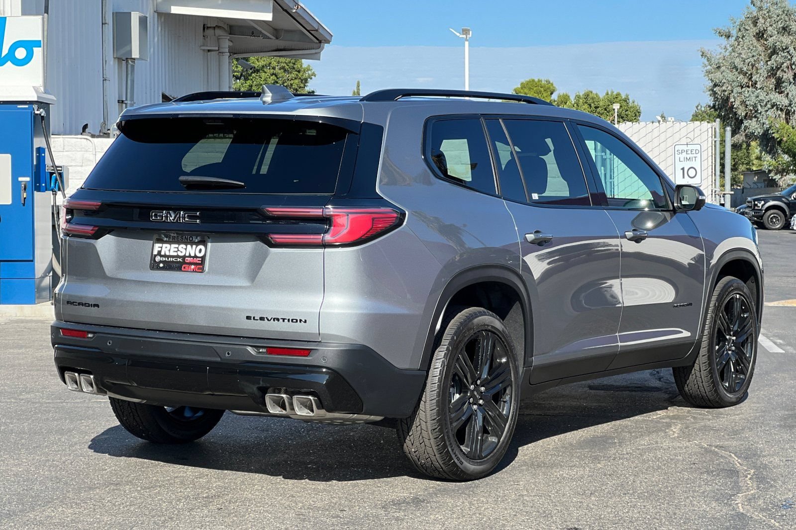 New 2026 GMC Acadia Elevation w/ Black Edition FWD image 4
