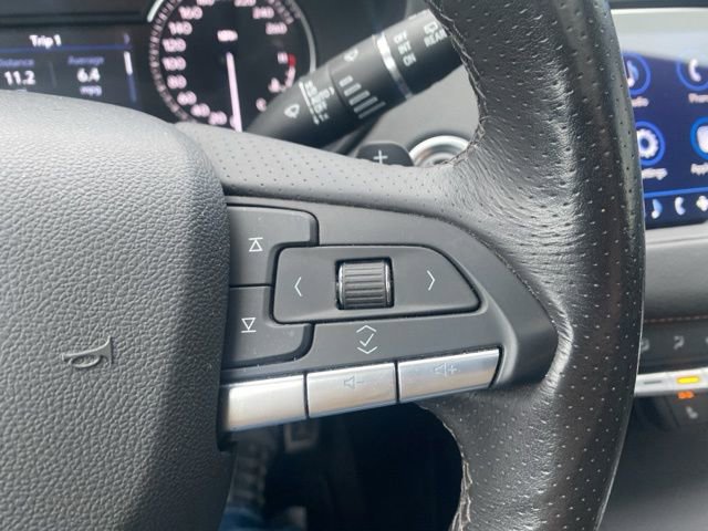 Used 2023 Cadillac XT4 Sport image 10