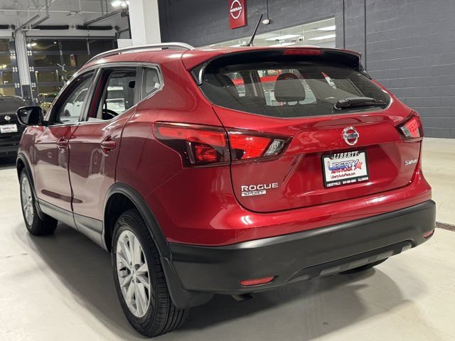 Used 2018 Nissan Rogue Sport SV w/ SV Technology Package AWD/4WD image 14