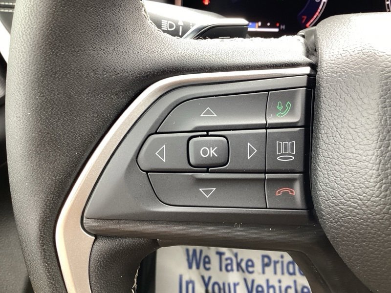 New 2025 Jeep Grand Cherokee Laredo w/ Luxury Tech Group I image 33