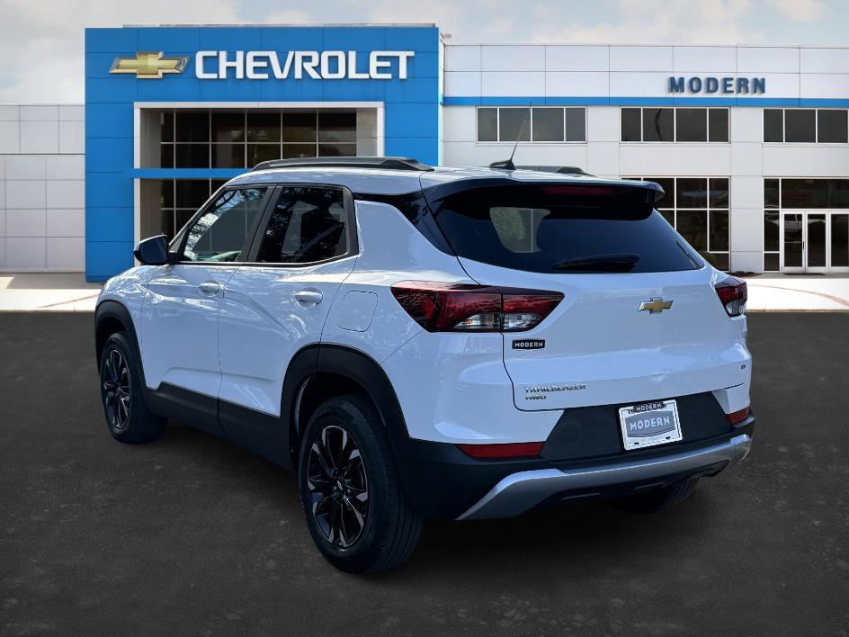 Used 2023 Chevrolet TrailBlazer LT image 3