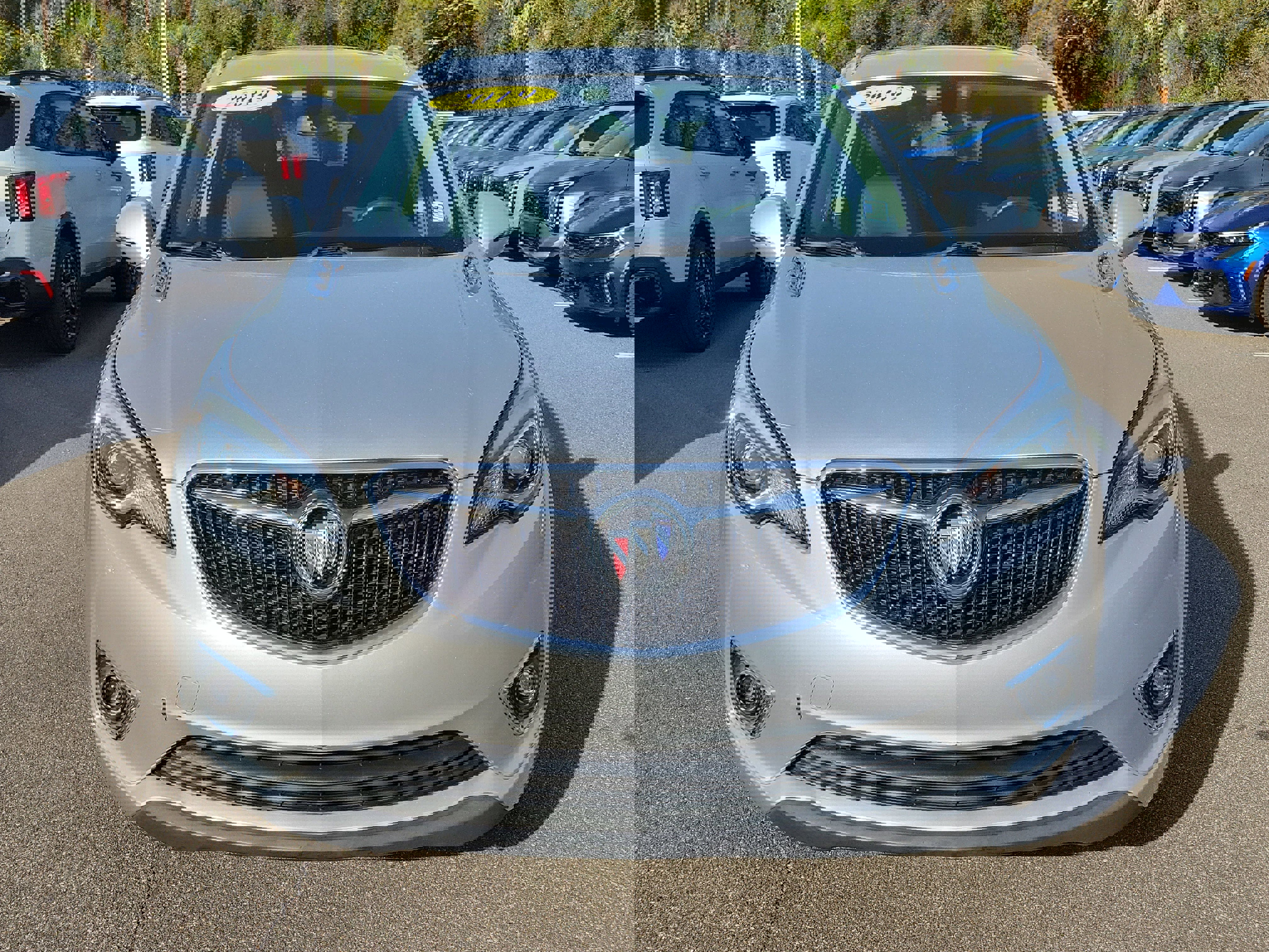 Used 2019 Buick Envision Essence image 2