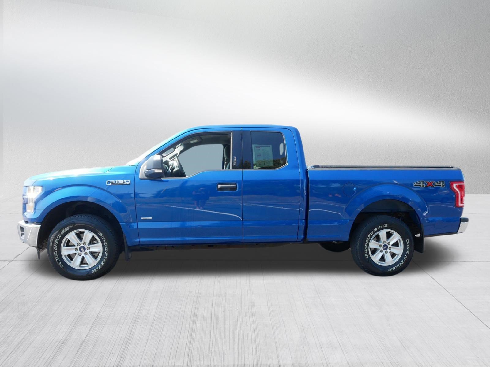 Used 2017 Ford F150 XLT w/ Equipment Group 301A Mid AWD/4WD image 4