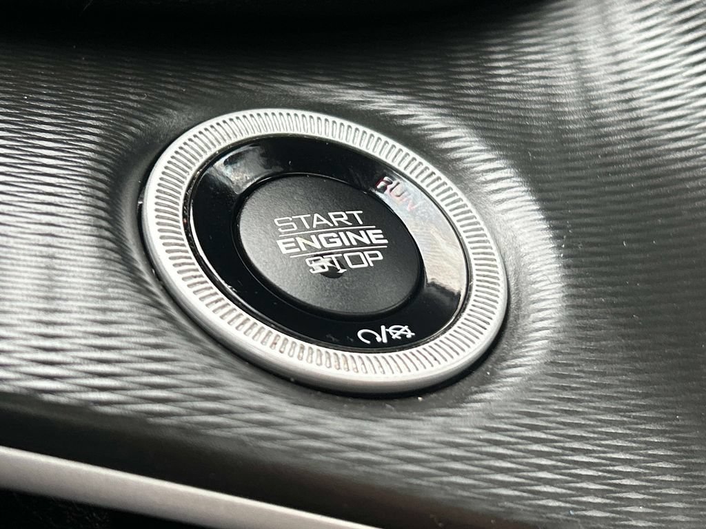 Certified 2023 Jeep Grand Cherokee L Laredo AWD/4WD image 24
