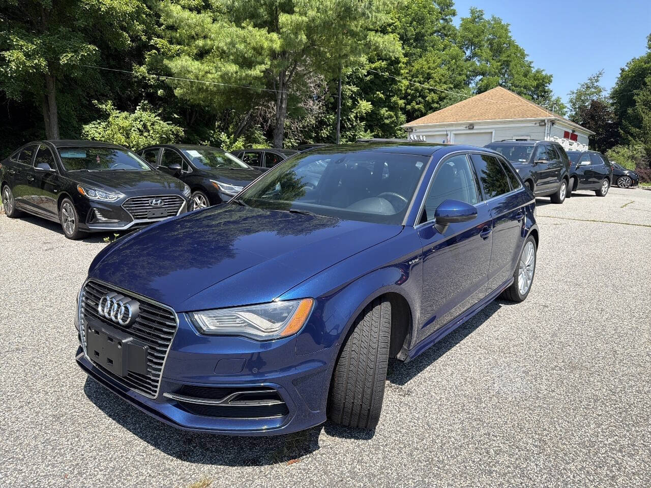 Used 2016 Audi A3 e-tron Premium Plus FWD image 2