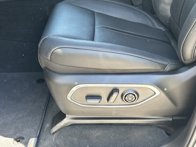 New 2026 Jeep Grand Wagoneer L Limited AWD/4WD image 10