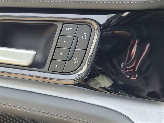 New 2024 Porsche Panamera 4 image 21