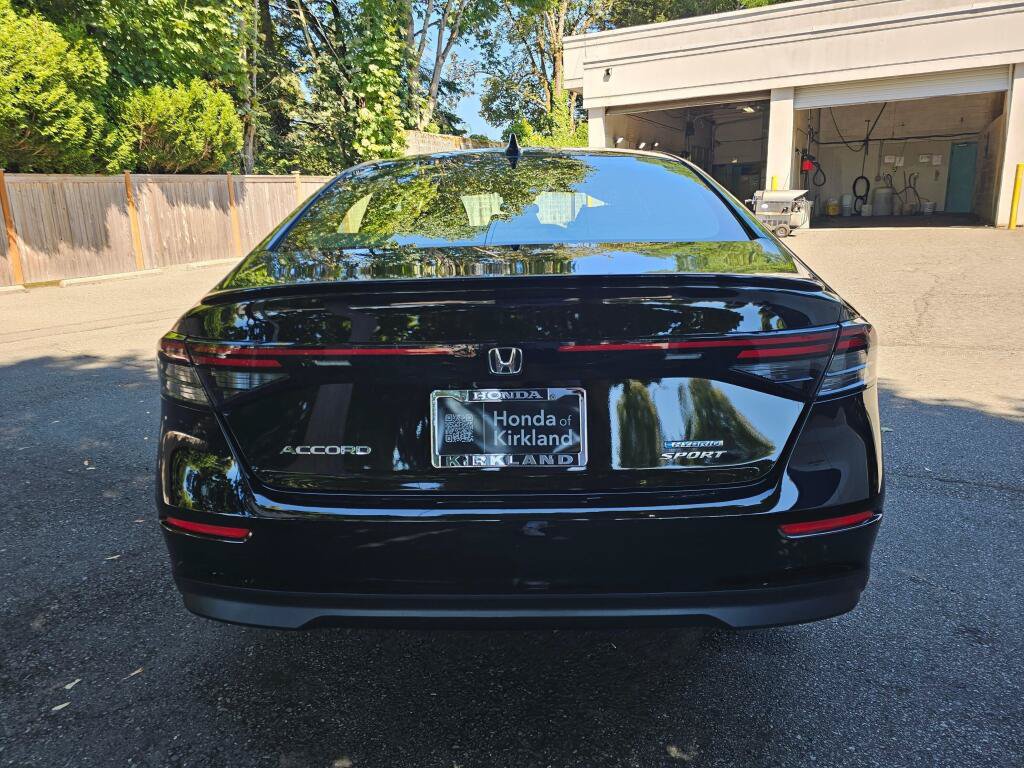 Used 2023 Honda Accord Sport image 6