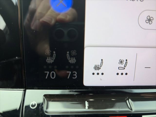 Certified 2024 Volkswagen Atlas Cross Sport SEL Premium R-Line image 9