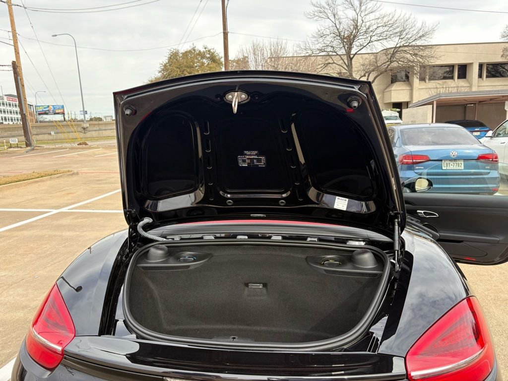 Used 2015 Porsche Boxster image 16