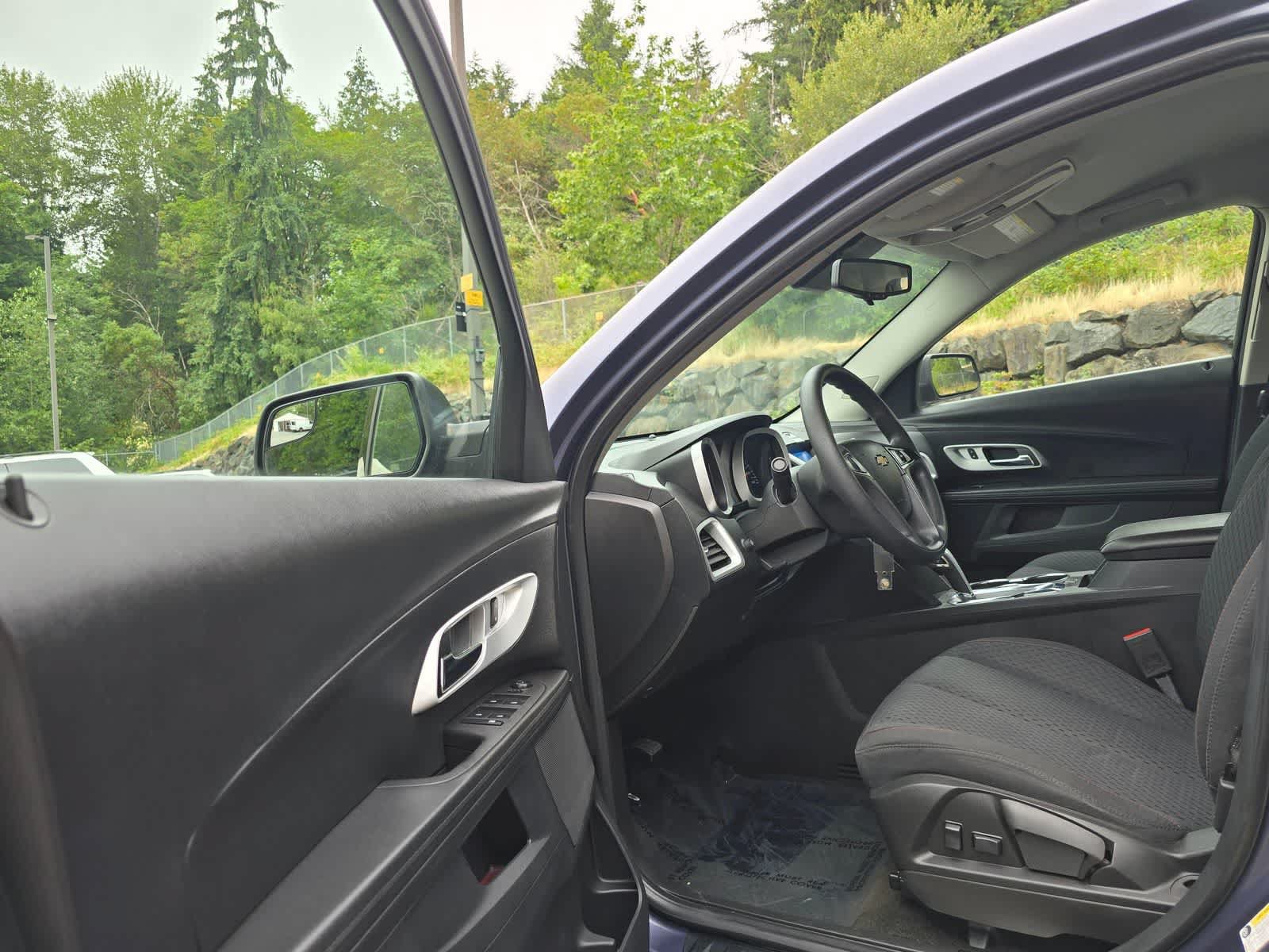 Used 2013 Chevrolet Equinox LS FWD image 19