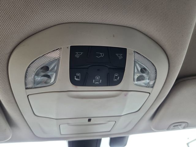 Used 2018 Chrysler Pacifica Touring Plus image 47