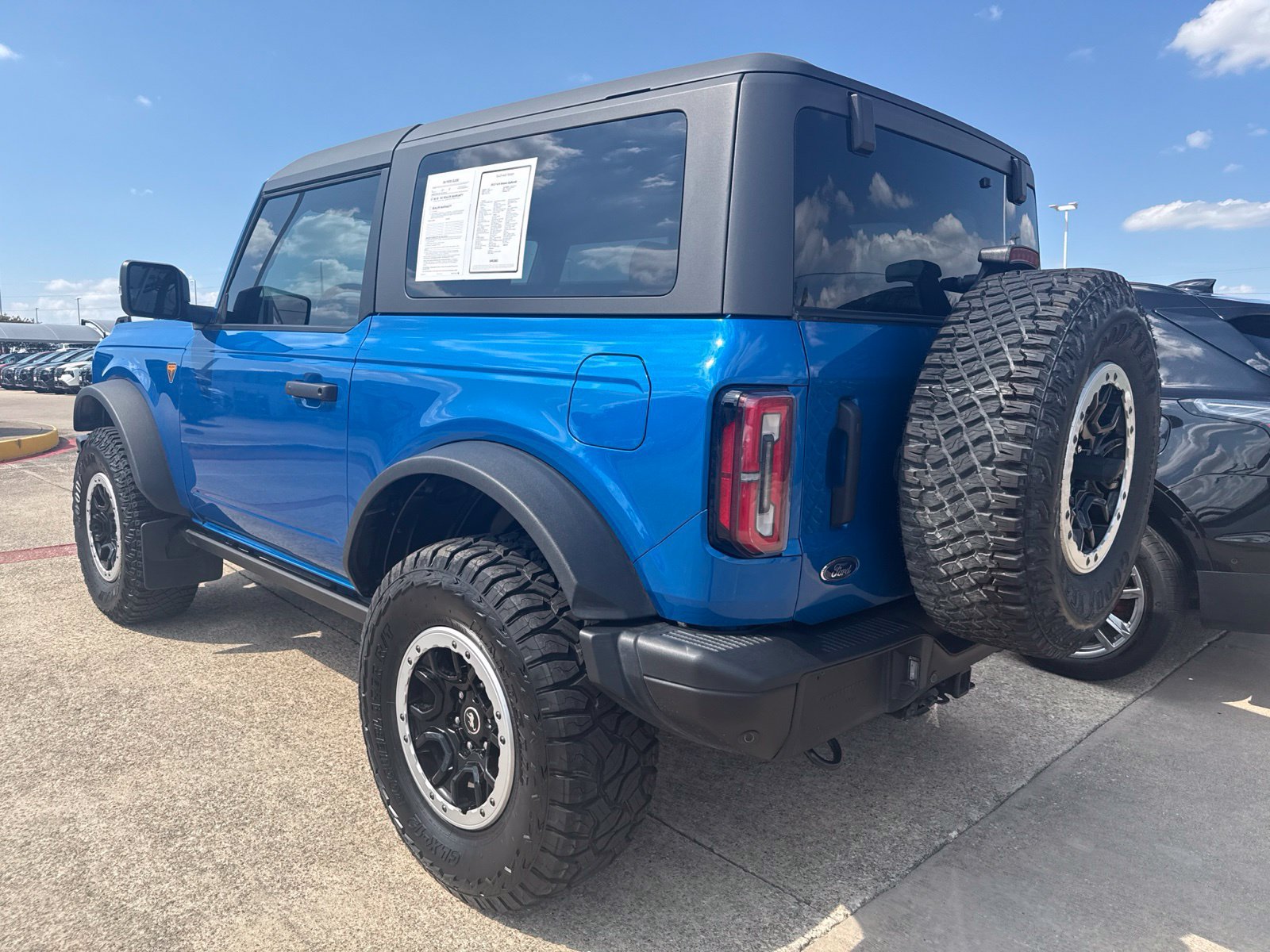 Used 2022 Ford Bronco Badlands w/ Sasquatch Package AWD/4WD image 6