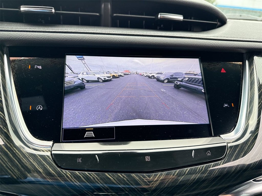 Used 2021 Cadillac XT6 Premium Luxury image 17