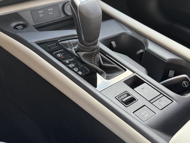 New 2026 Nissan Sentra SL w/ Floor Mat Package FWD image 15