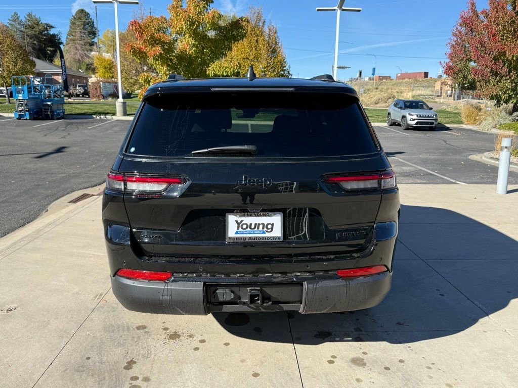 New 2025 Jeep Grand Cherokee L Limited w/ Black Appearance Package image 9