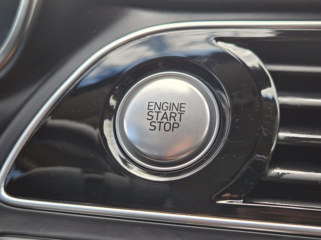 Used 2023 Genesis G70 2.0T AWD/4WD image 23