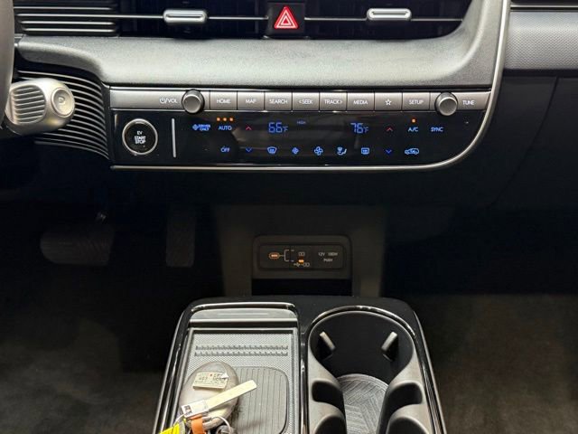Used 2025 Hyundai Ioniq 5 SEL RWD image 14