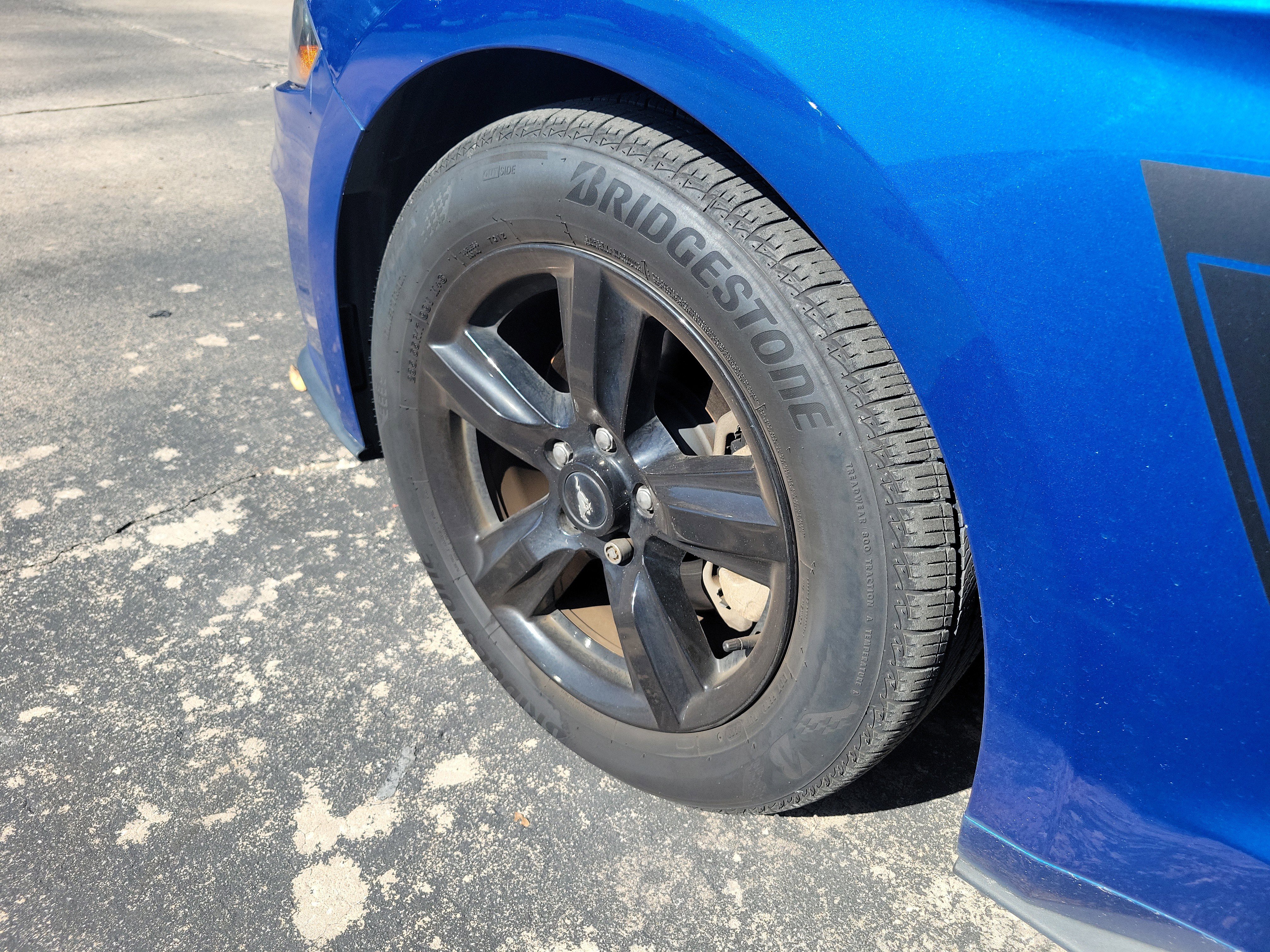 Used 2018 Ford Mustang Coupe image 6